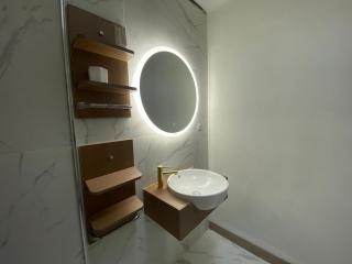 Spacious 2 bedroom apartment - 0