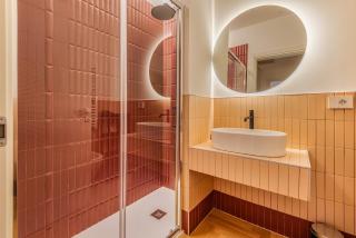 1 from metro-new luxury studio-Pta Venezia 7 - 7