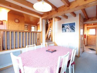 Appartement 8 pers, 4 pièces, 50m des pistes, parking, balcon, proche commerces - FR-1-572-88 - 6