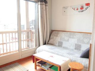 Studio chaleureux 4 pers, centre village, proche pistes et commerces, balcon sud-ouest - FR-1-572-105 - 9