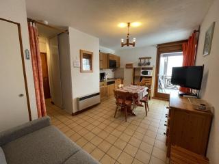 Studio spacieux 4 pers : parking, lave-vaisselle, proche télécabine - FR-1-572-108 - 8