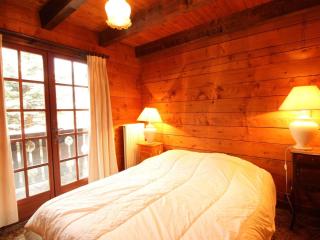 Chalet 4 chambres sur pistes débutants avec balcon et parking, à 350m des commerces - FR-1-572-196 - 7