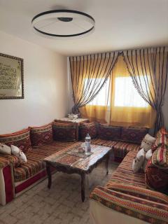 Modern apartment with garden - 5