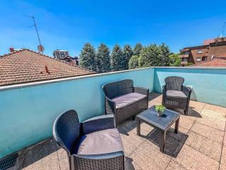 Malpensa10min-taxiservice AC-WiFi-SmarTv3apt - 2