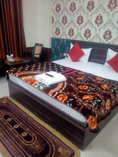 Hotel Arjun Palace - 4