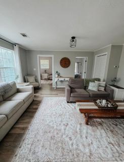 Coastal Farmhouse - Pet Friendly and Quiet Location - 1