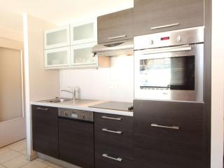 Appartement Duplex 4 pièces pour 6 pers, sur les pistes avec WiFi et parking, proche commerces - FR-1-572-62 - 7