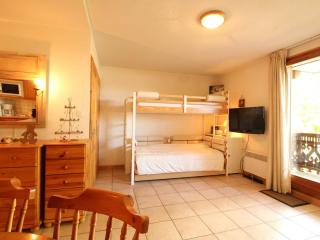 Studio cosy 4 pers avec parking, lave-vaisselle, balcon, proche des pistes et commerces - FR-1-572-56 - 7