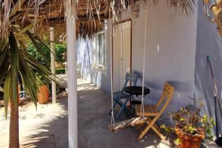 Guesthouse Sleeps 2 - Pool Access - Pets Welcome - 9