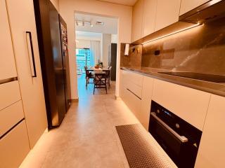 2bed Canalside Home - Marina - 3