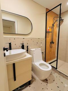 2bed Canalside Home - Marina - 1