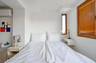 Split-Level City Stay with Balcony - 1