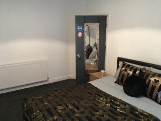 Stunning 1 bedroom apartment in Calvert lodge - 6