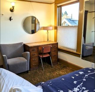 Stylish Apartment with a View - 4