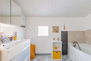 Villa moderne et colorée à Jard-sur-mer - 8