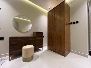 سويت بغرفة نوم أنيقة وواسعة ودخول ذاتي - 1