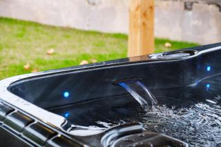 Northern Bank House Apartments by Escape Ordinary - 2