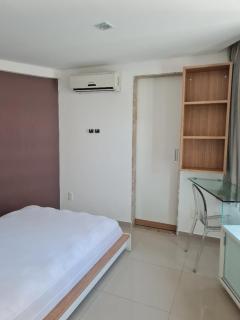 Flat mobiliado e bem localizado - 8