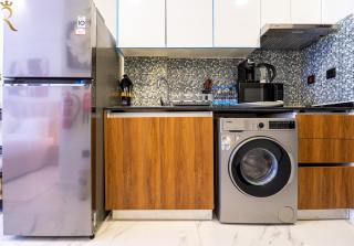 Bright Studio with Balcony the Gate, Masdar City - 9