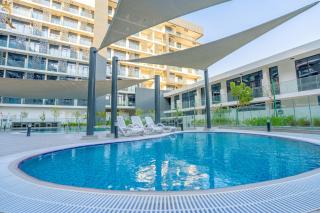 Bright Studio with Balcony the Gate, Masdar City - 5