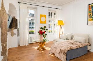 Leone Stays - Golden Castle Loft - 8