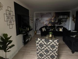 Stunting Sunburst Peaceful Palace - 5