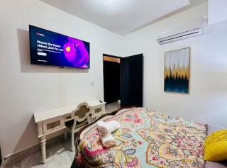 City Center, The Emerald, Views & Vibes - 7