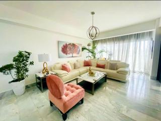 City Center, The Emerald, Views & Vibes - 9