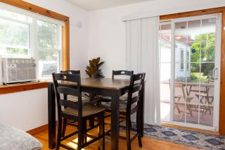 Entire 1 Bdrm house 5 mins from NWMC and DwnTwn - 7