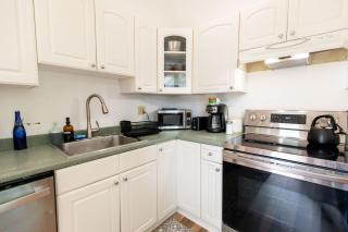 Entire 1 Bdrm house 5 mins from NWMC and DwnTwn - 5