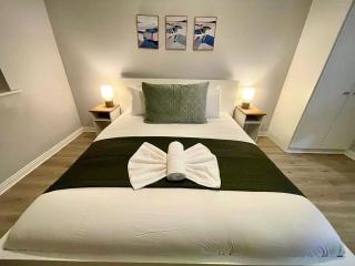 Stylish City Retreat - sleeps 6 - 2