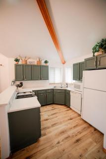 Sage & Pine Modern Townhome - 1