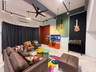 R3troHouse2 4BR 18PAX PS4, PoolTable in TOWN - 0