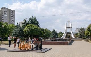 1BR Apartment, Riscani, Big Park, Cafés Nearby - 2