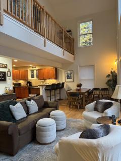 The Lookout at Loon Lake - Private 4Br3B Lakefront - 3