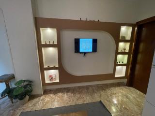 Luxe Nest Guest House Apartment 102 - 8