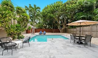 Maison des Isles - Las Olas Pool Home - Walk to Beach and Dining - Up to 4 Adults and 4 Kids under 13 - 8