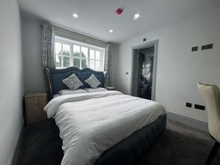 The Old Court House - 6