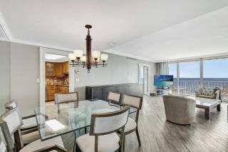 Oceanfront Two Bedroom Penthouse with Balcony - 3