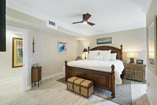 Modern Two Bedroom Beachside Retreat with Pool Access - 1