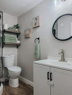 Cozy Pet Friendly Apartment Near Downtown and Pensacola NAS - 3