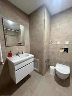 Bel appartement neuf proche des commerces à Laouina - 8