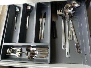 Lovely 1BR & 1LR Apt for 4P, Only 15 Min Walk to City Center - 5