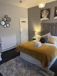 The Georgian Guesthouse - 7