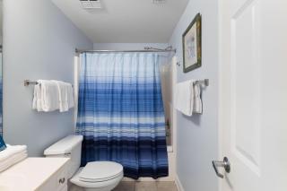 Admiral's Quarters 1405 - 2