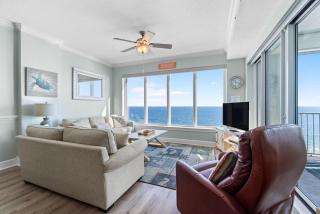 Regency Isle Penthouse 1202 - 5