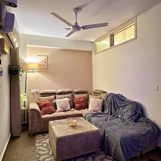 Cozy & Comfy 1BHK in Sector 46 - 8