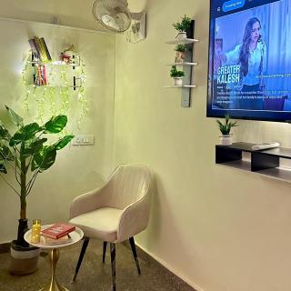 Cozy & Comfy 1BHK in Sector 46 - 7