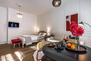 Museo Egizio - All White Chic Studio - GrandMaison - 7