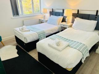 Modern & Cosy 2-Bed Apartment Near NEC, Airport & JLR! - 7